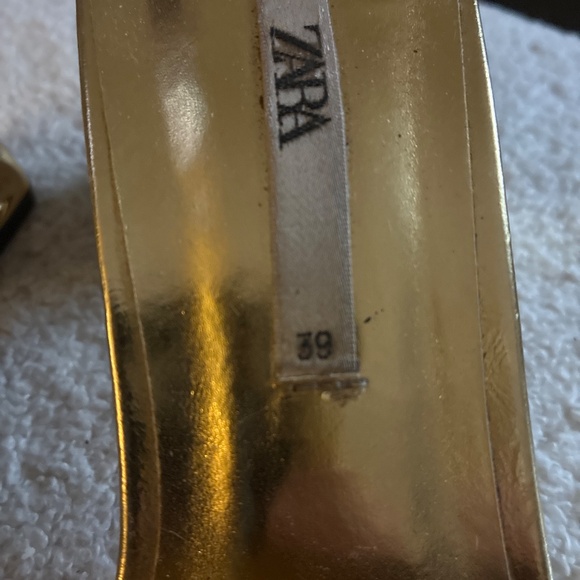 Zara Gold Sandals - Picture 3 of 5
